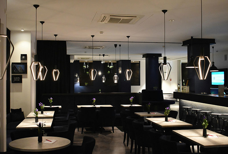 Painter for Interior Designers Restaurant