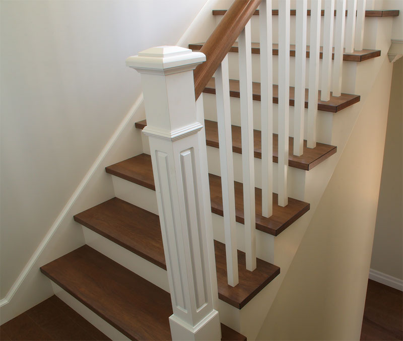 newel post painting